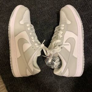 Nike dunk sb grey size 7W, but fits 7.5/8W